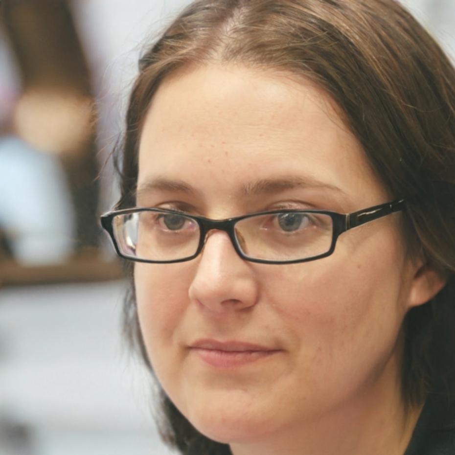 Retrato profesional de Lucía Mendoza